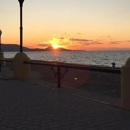 Szálloda Black Rose Hotel&supreme Kremasztí